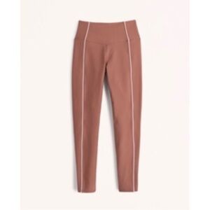 A&F YPB Curve Love Leggings Sculpt Size Small Short